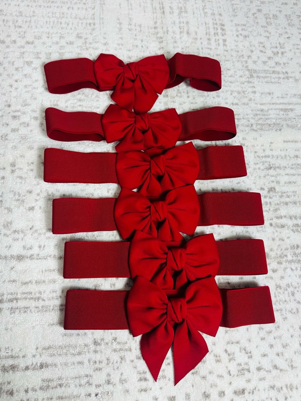 Source Unknown Red Bow Elastic Belts - Set of 6